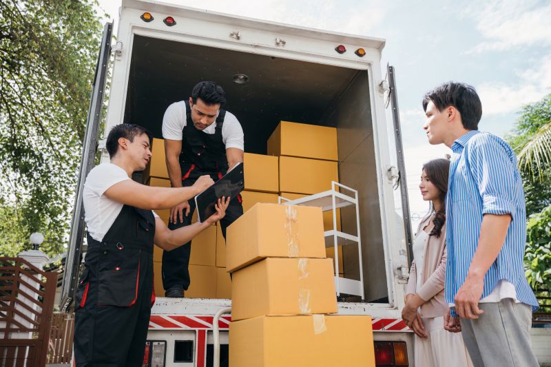 Long Distance Moving in Bradenton, FL